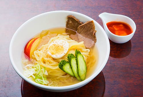 自家製牛チャーシューのこだわり冷麺